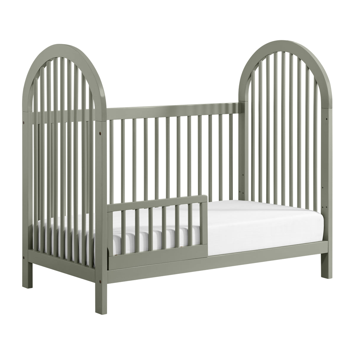 Everlee Convertible Island Crib